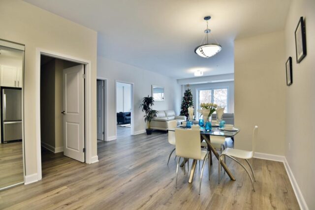 100 Stewart Blvd Unit 205-large-001-002-Foyer-1500x1000-72dpi